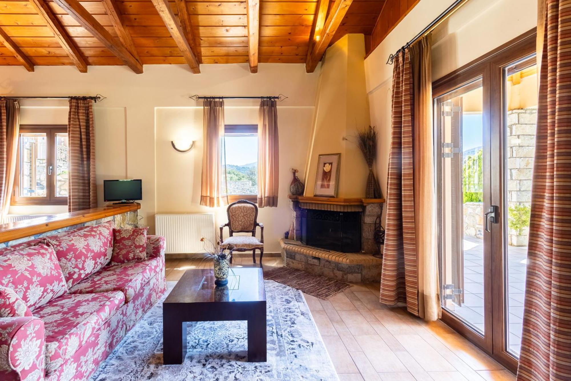 Pleiades Studios All Season Gems - Korinthos Stone Retreats Kalianoi Dış mekan fotoğraf
