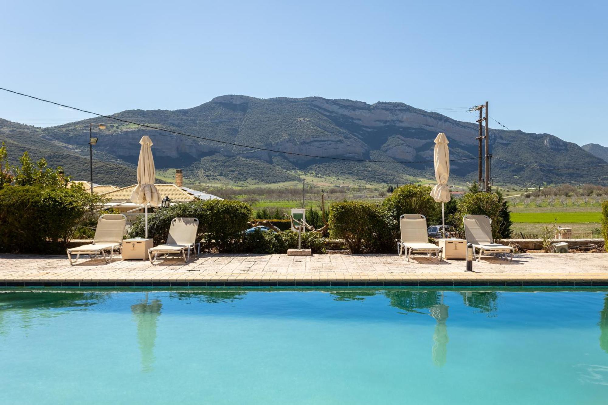 Pleiades Studios All Season Gems - Korinthos Stone Retreats Kalianoi Dış mekan fotoğraf
