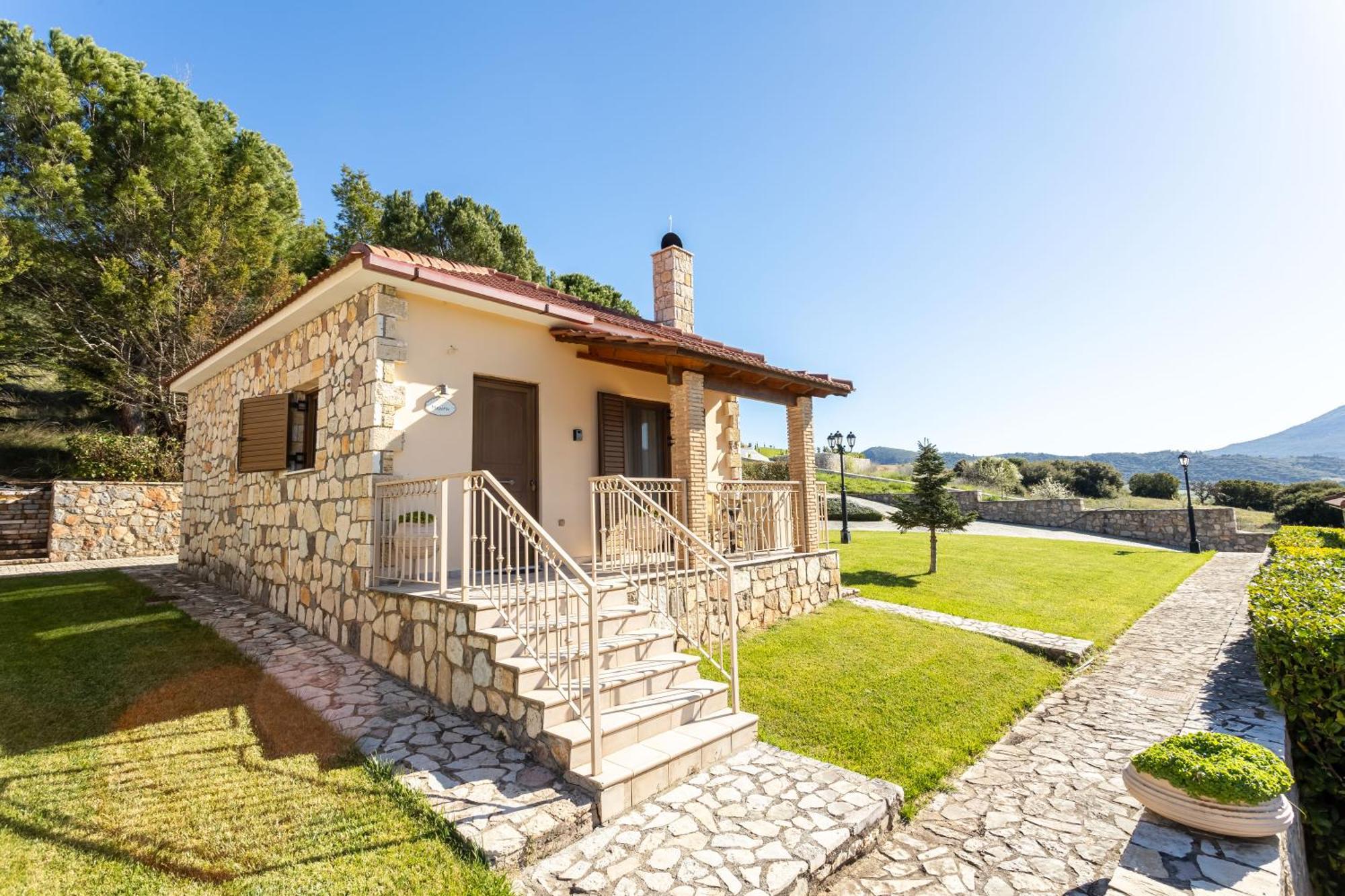 Pleiades Studios All Season Gems - Korinthos Stone Retreats Kalianoi Dış mekan fotoğraf