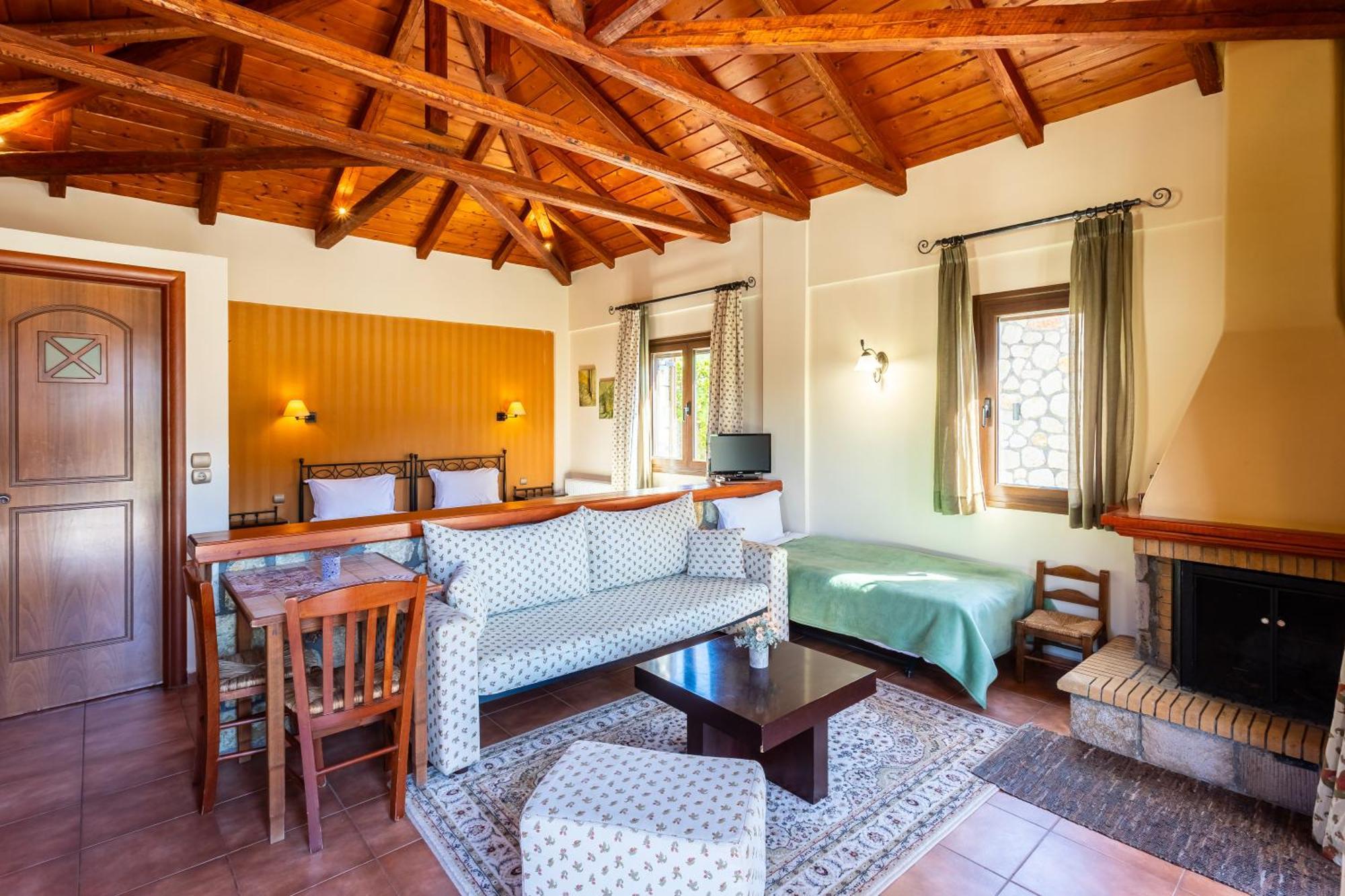Pleiades Studios All Season Gems - Korinthos Stone Retreats Kalianoi Dış mekan fotoğraf