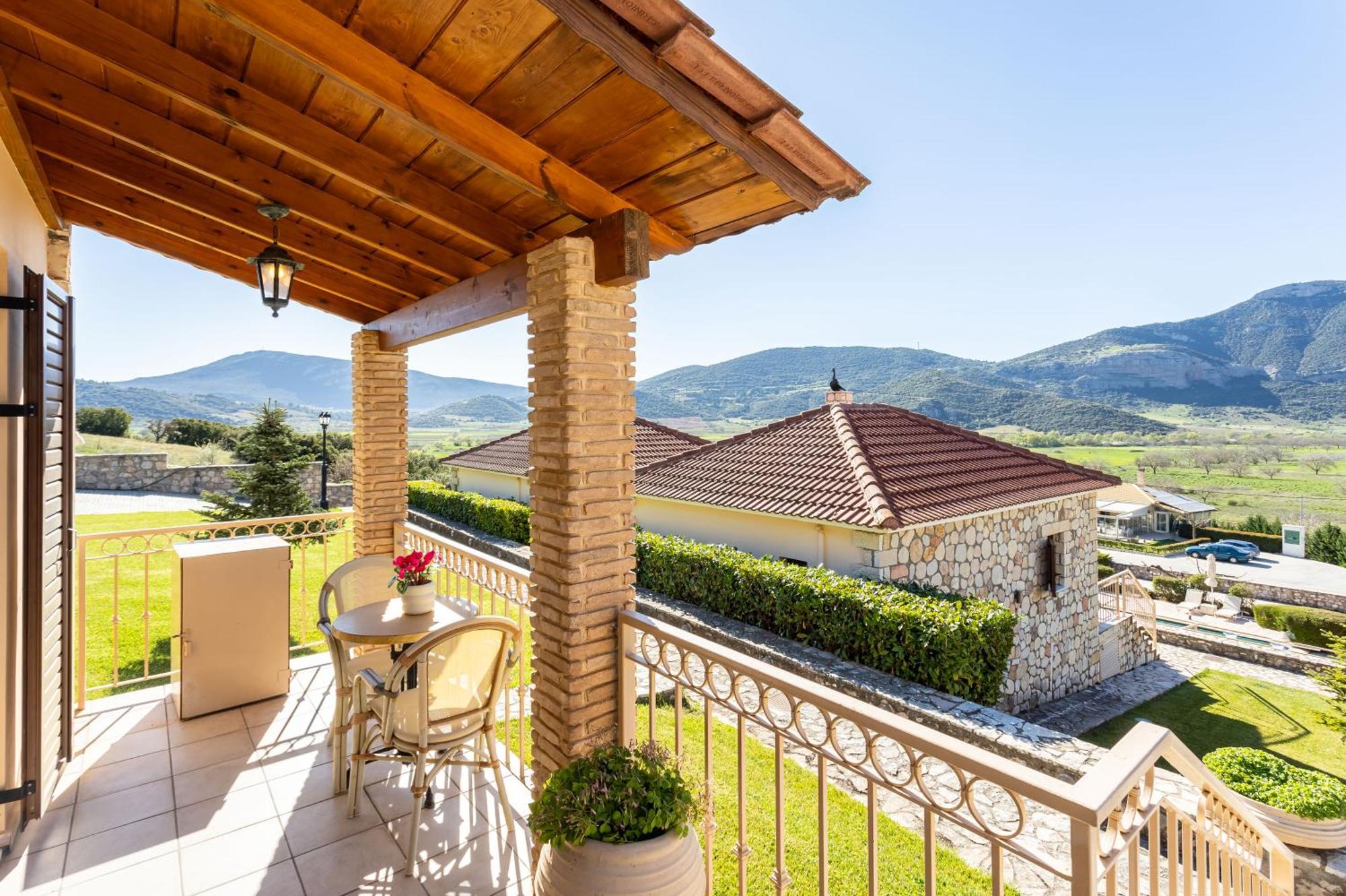 Pleiades Studios All Season Gems - Korinthos Stone Retreats Kalianoi Dış mekan fotoğraf