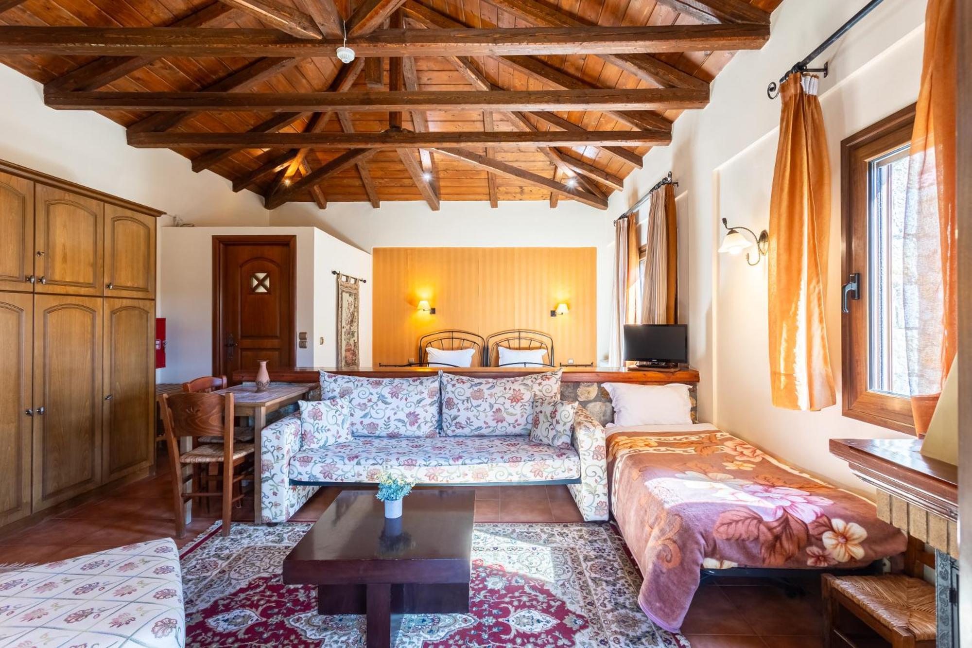 Pleiades Studios All Season Gems - Korinthos Stone Retreats Kalianoi Dış mekan fotoğraf
